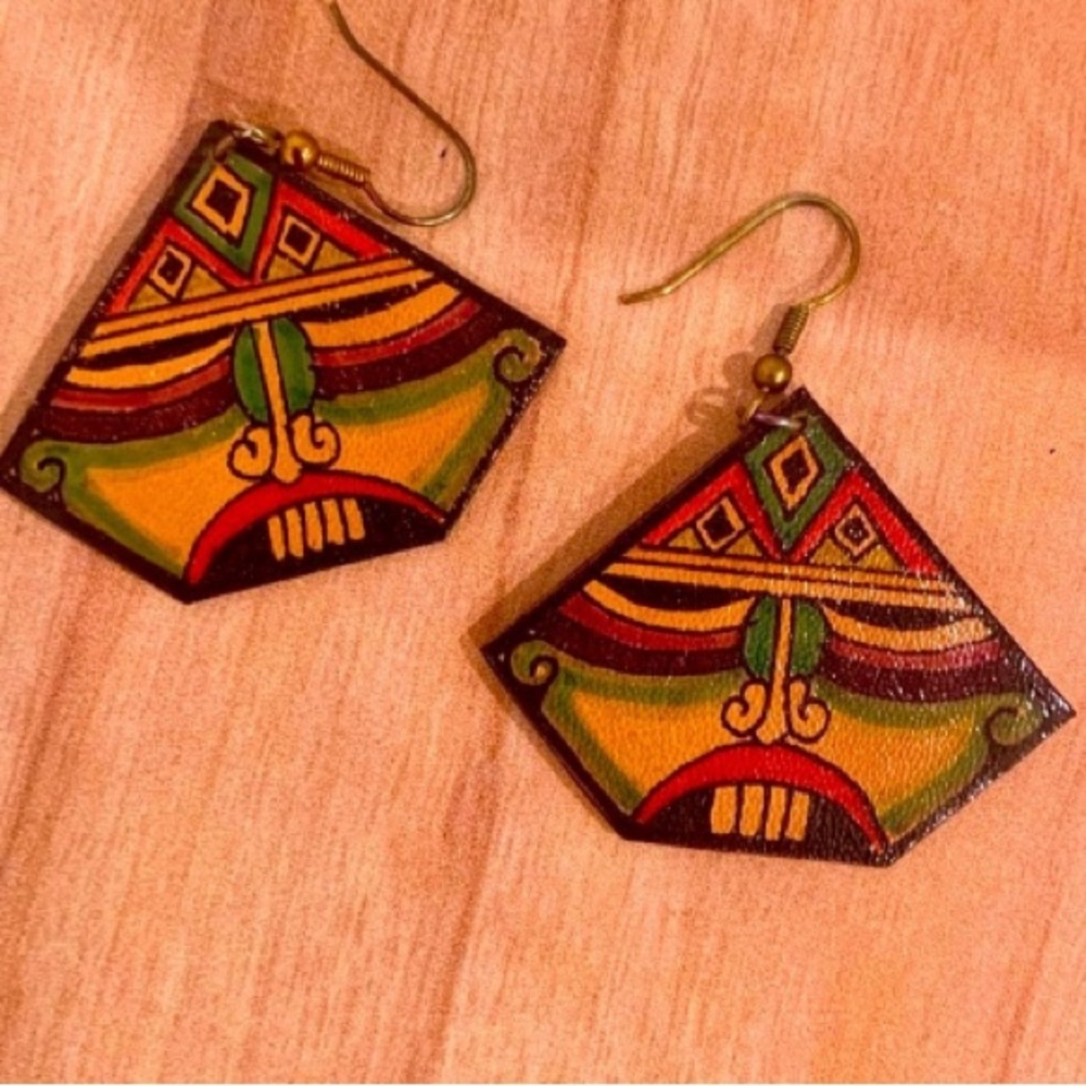RARE FIND VINTAGE Handcrafted Vegan Leather Earrings Artisan